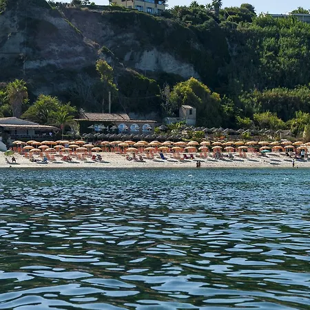 Stromboli Tropea Hotel 4*