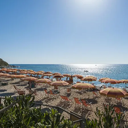 Stromboli Tropea Hotel 4*